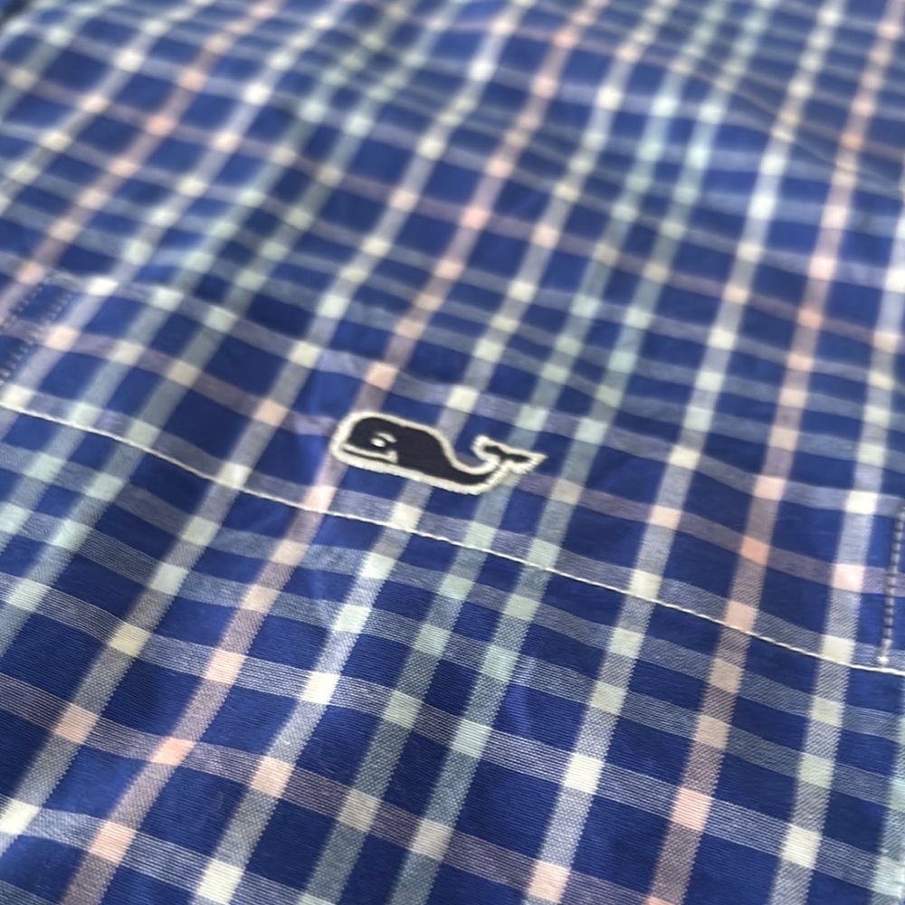 Vineyard Vines Men's Blue Checkered Shirt- Slin Fit